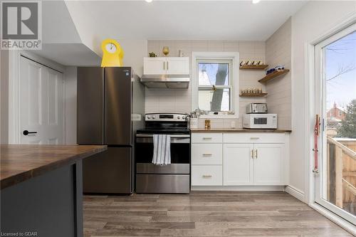 160 King Street, Stratford, ON - Indoor Photo Showing Kitchen