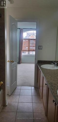 2Nd - 80 Tatra Crescent, Brampton, ON - Indoor Photo Showing Bathroom