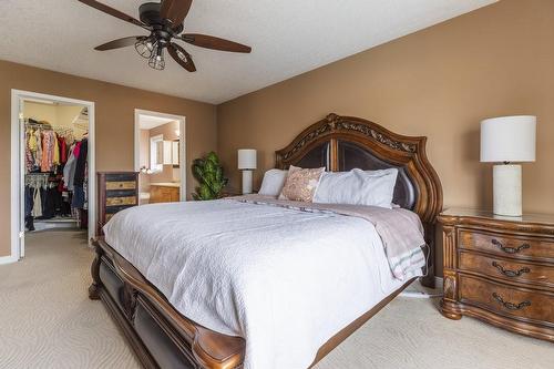 229 Gatestone Drive, Hamilton, ON - Indoor Photo Showing Bedroom