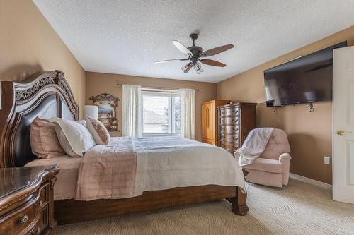 229 Gatestone Drive, Hamilton, ON - Indoor Photo Showing Bedroom