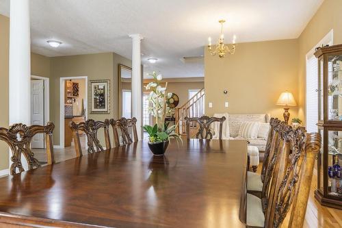 229 Gatestone Drive, Hamilton, ON - Indoor Photo Showing Dining Room