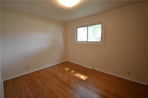 169 Gardiner Avenue E, Haldimand County, ON - Indoor Photo Showing Other Room