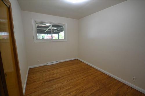 169 Gardiner Avenue E, Haldimand County, ON - Indoor Photo Showing Other Room