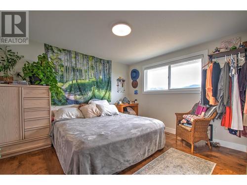 7048 Appaloosa Way, Vernon, BC - Indoor Photo Showing Bedroom