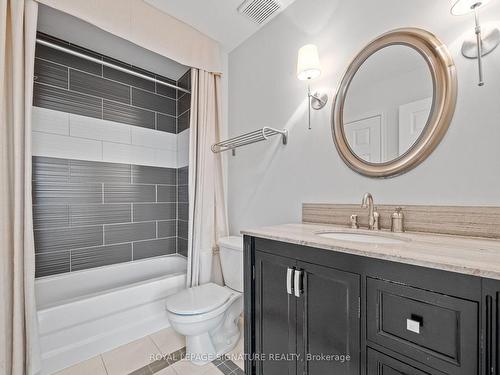 6 Joseph Salsberg Lane, Toronto, ON - Indoor Photo Showing Bathroom