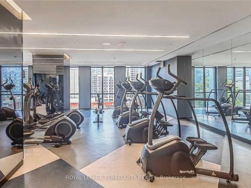 2412-1 Yorkville Ave, Toronto, ON - Indoor Photo Showing Gym Room