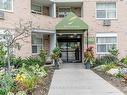 709-260 Davis Dr, Newmarket, ON  - Outdoor 