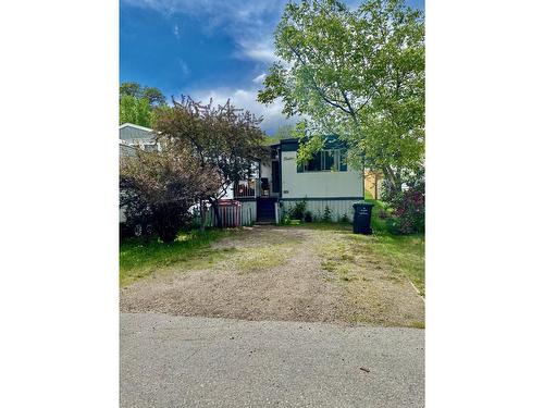 414 2Nd Avenue, Castlegar, BC - Outdoor