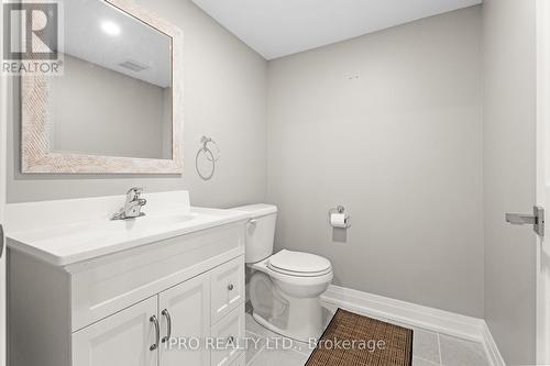 48 Pridham Place, New Tecumseth (Tottenham), ON - Indoor Photo Showing Bathroom