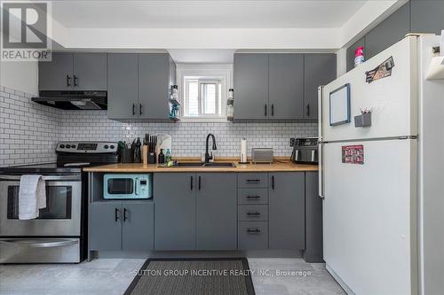 111 Laidlaw Drive, Barrie (West Bayfield), ON - Indoor Photo Showing Kitchen With Double Sink