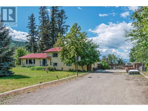 9486 Angus Drive, Coldstream, BC - Outdoor