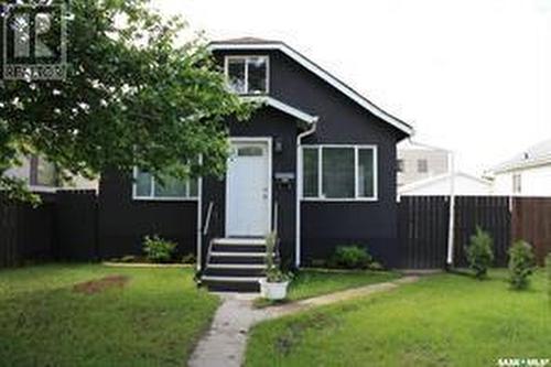 1111 23Rd Street W, Saskatoon, SK - Outdoor