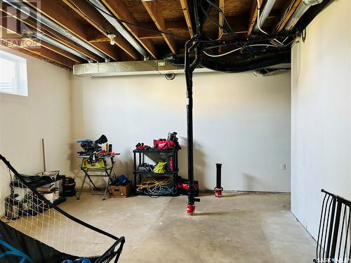 301 3Rd Street, Frobisher, SK - Indoor Photo Showing Basement