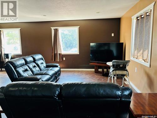 301 3Rd Street, Frobisher, SK - Indoor Photo Showing Living Room