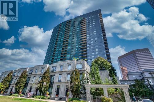 624 - 25 Greenview Avenue, Toronto (Newtonbrook West), ON - Outdoor With Facade