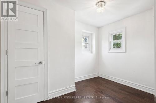 35 Ridge Road, Toronto (Downsview-Roding-Cfb), ON - Indoor Photo Showing Other Room