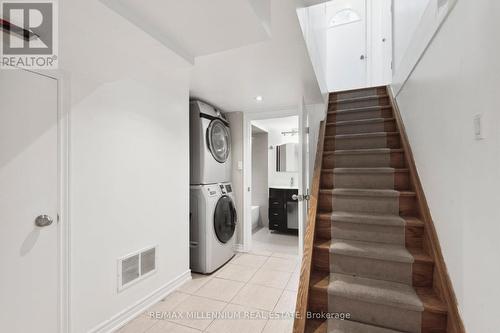 35 Ridge Road, Toronto (Downsview-Roding-Cfb), ON - Indoor Photo Showing Laundry Room