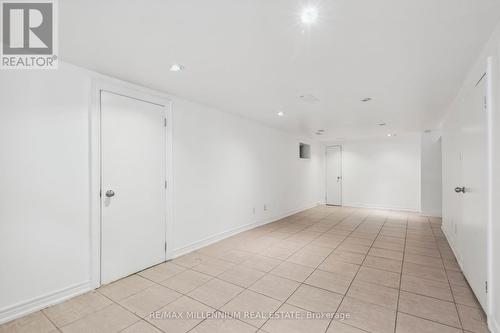 35 Ridge Road, Toronto (Downsview-Roding-Cfb), ON - Indoor Photo Showing Other Room