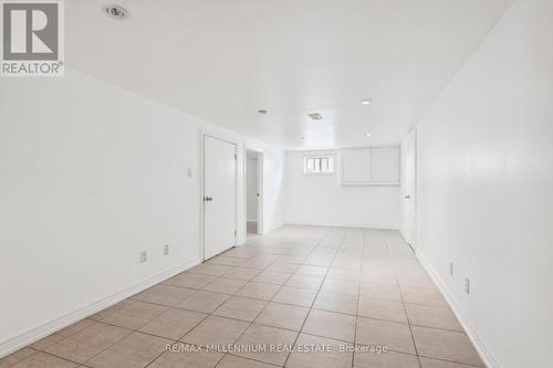 35 Ridge Road, Toronto (Downsview-Roding-Cfb), ON - Indoor Photo Showing Other Room