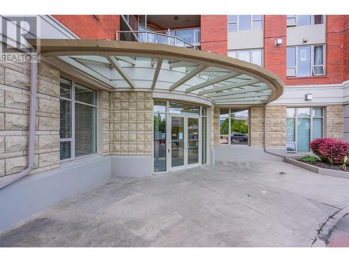 1160 Bernard Avenue Unit# 212, Kelowna, BC - Outdoor With Exterior