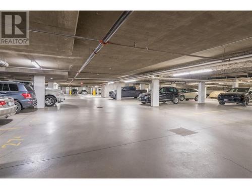 1160 Bernard Avenue Unit# 212, Kelowna, BC - Indoor Photo Showing Garage