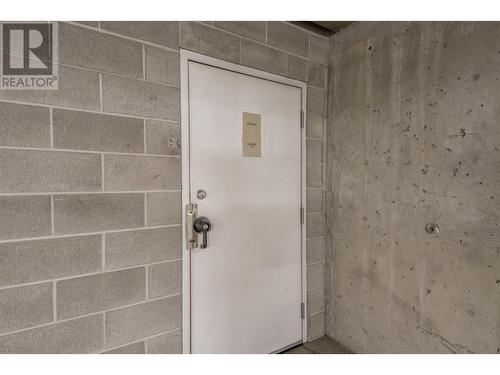 1160 Bernard Avenue Unit# 212, Kelowna, BC - Indoor