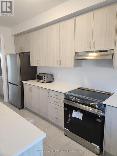 32 Mckay Avenue, Kawartha Lakes, ON - Indoor Photo Showing Kitchen