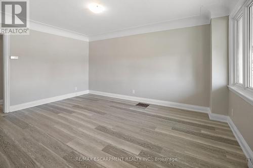 243 Holmesdale Avenue, Hamilton (Bartonville), ON - Indoor Photo Showing Other Room