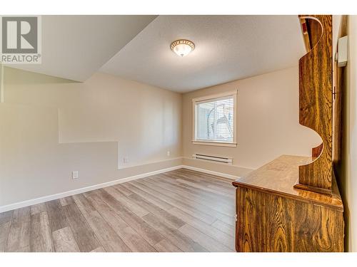 9291 Chinook Road, Vernon, BC - Indoor Photo Showing Other Room