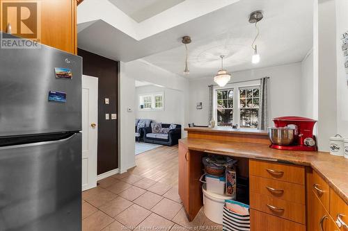 1500 Church Street, Windsor, ON - Indoor Photo Showing Kitchen