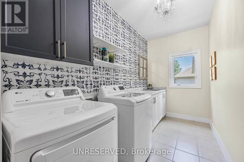 237 Diana Drive, Orillia, ON - Indoor Photo Showing Laundry Room