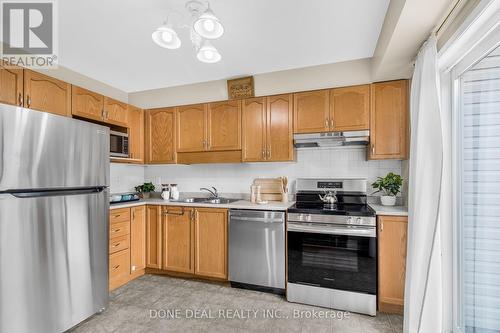 162 Lokoya Street, Ottawa (Kanata), ON - Indoor Photo Showing Kitchen With Double Sink