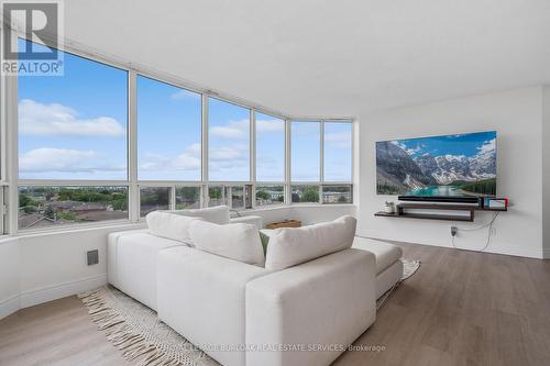 511 - 495 #8 Highway, Hamilton (Stoney Creek), ON - Indoor Photo Showing Living Room