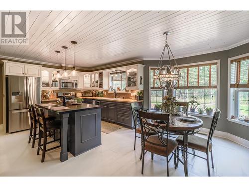 512 Wildwood  Drive, Cranbrook, BC - Indoor Photo Showing Dining Room