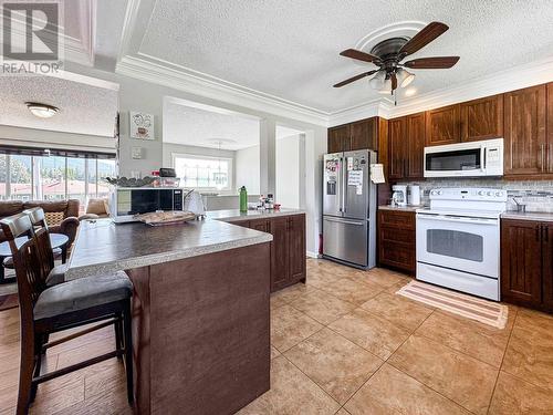 45 Yukon Street, Kitimat, BC - Indoor Photo Showing Kitchen