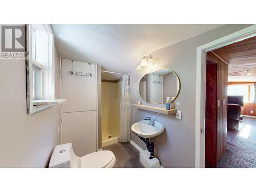 1272 Hausaman Road, Quesnel, BC - Indoor Photo Showing Bathroom