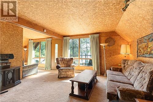 3 Bells Road, Tilden Lake, ON - Indoor Photo Showing Living Room