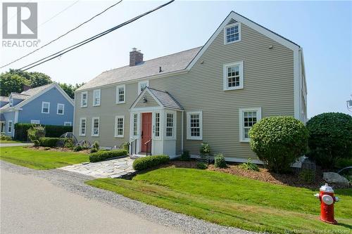 235 Queen Street, Saint Andrews, NB - Outdoor With Facade