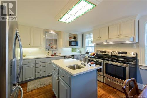 235 Queen Street, Saint Andrews, NB - Indoor Photo Showing Kitchen With Upgraded Kitchen