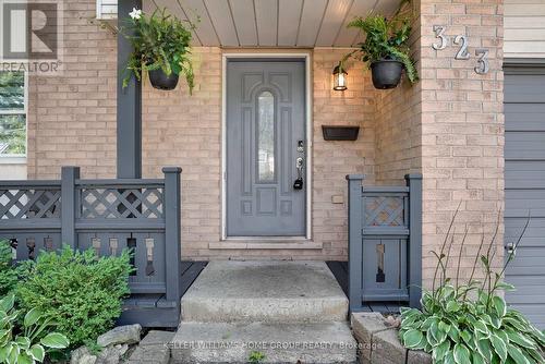 323 Sekura Street, Cambridge, ON - Outdoor