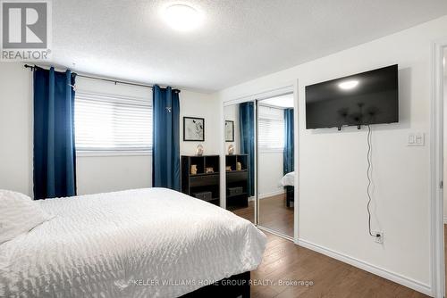 323 Sekura Street, Cambridge, ON - Indoor Photo Showing Bedroom