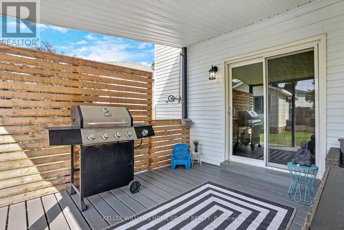 323 Sekura Street, Cambridge, ON - Outdoor With Deck Patio Veranda With Exterior