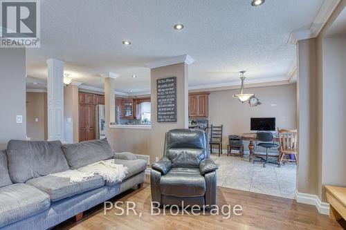 38 Huck Crescent, Kitchener, ON - Indoor Photo Showing Living Room