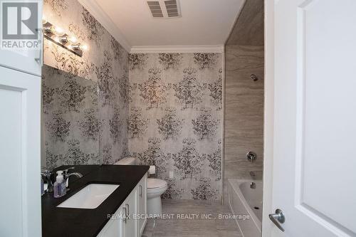 608 - 101 Shoreview Place, Hamilton (Stoney Creek), ON - Indoor Photo Showing Bathroom