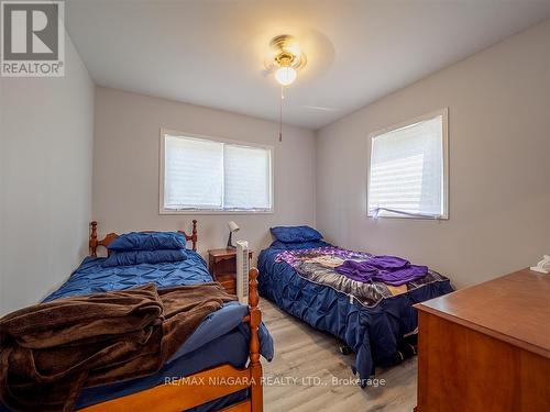 619 Wyldewood Road, Port Colborne, ON - Indoor Photo Showing Bedroom