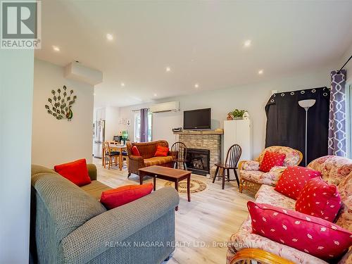 619 Wyldewood Road, Port Colborne, ON - Indoor Photo Showing Living Room With Fireplace