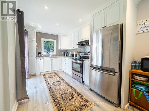 619 Wyldewood Road, Port Colborne, ON - Indoor Photo Showing Kitchen With Double Sink