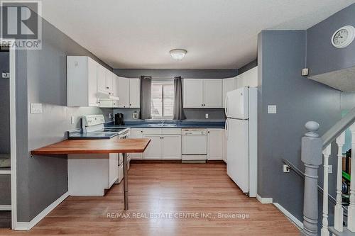 23 Appleton Drive, Orangeville, ON - Indoor Photo Showing Kitchen With Double Sink