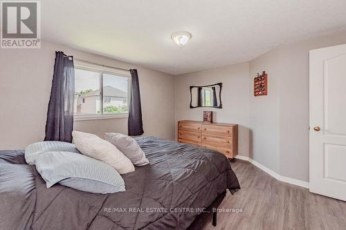 23 Appleton Drive, Orangeville, ON - Indoor Photo Showing Bedroom