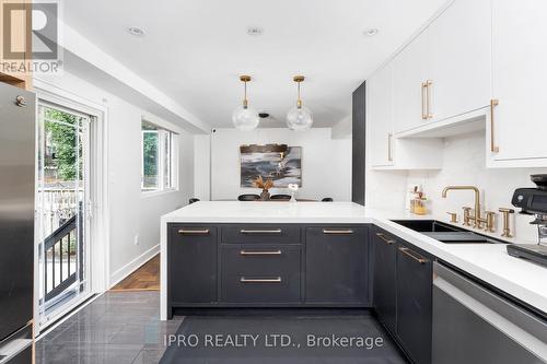 274 Gowan Avenue, Toronto (Danforth Village-East York), ON - Indoor Photo Showing Kitchen With Double Sink With Upgraded Kitchen